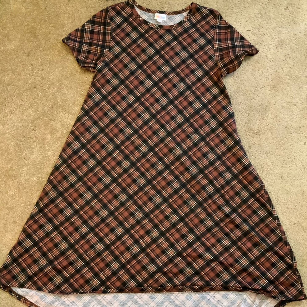 M Lularoe Carly